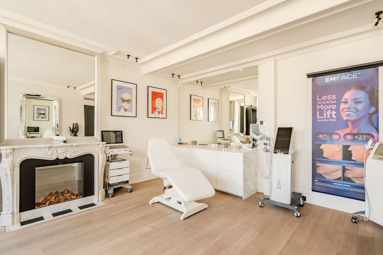 Cabinet du médecin etshétique à Paris