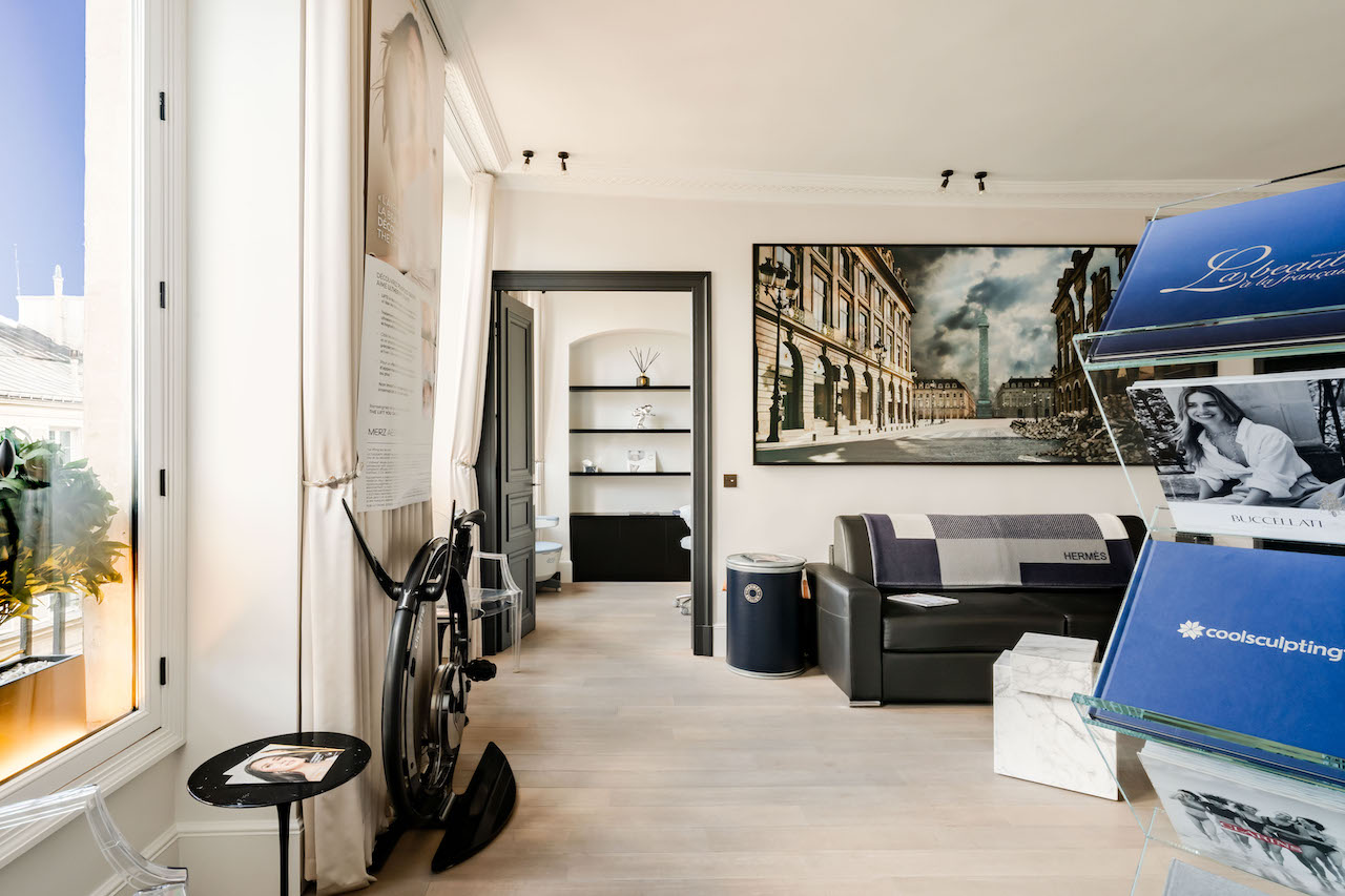 Cabinet du médecin etshétique à Paris